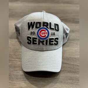New Era 39THIRTY Chicago Cubs 2016 World Series Gray Flex Fit Hat Size M/L
